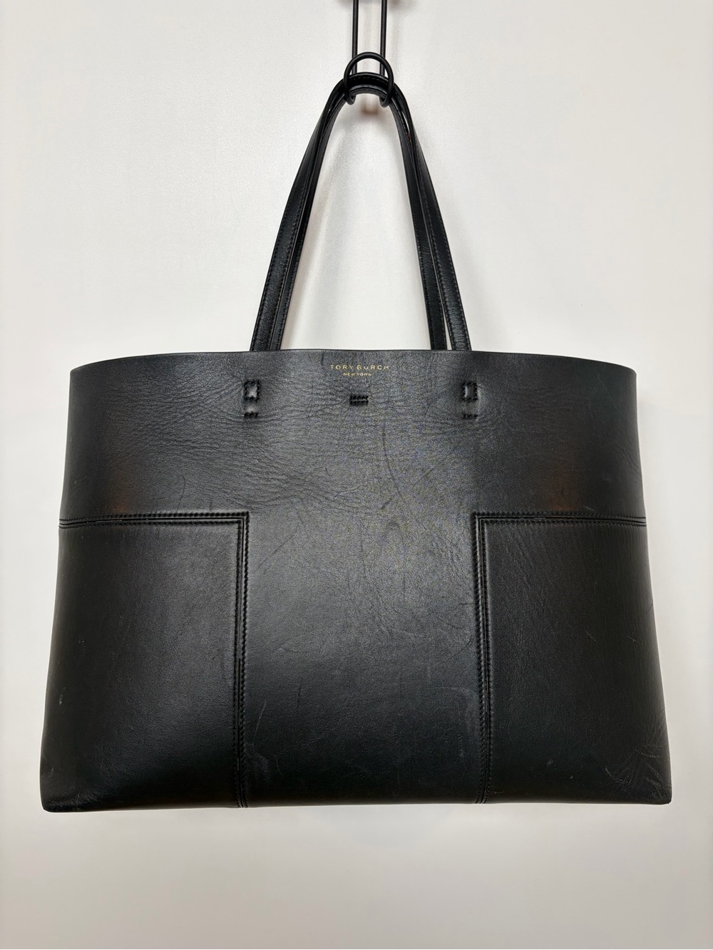 Tory Burch Block-T Leather Tote – Classic Black